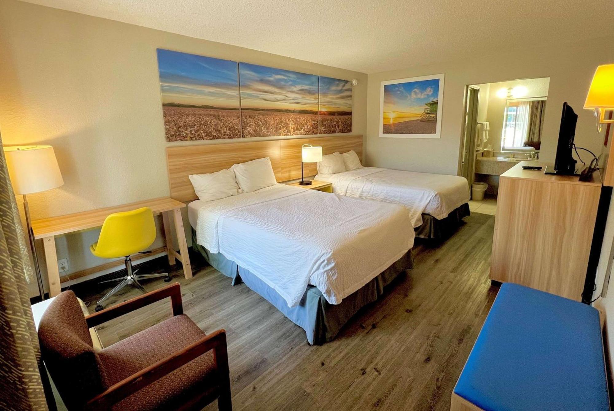 Days Inn By Wyndham Ashland Bagian luar foto